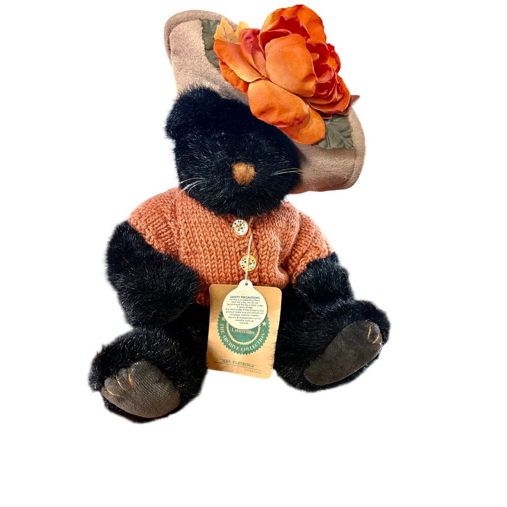 Mrs Partridge - Retired Boyd Bear, Cat